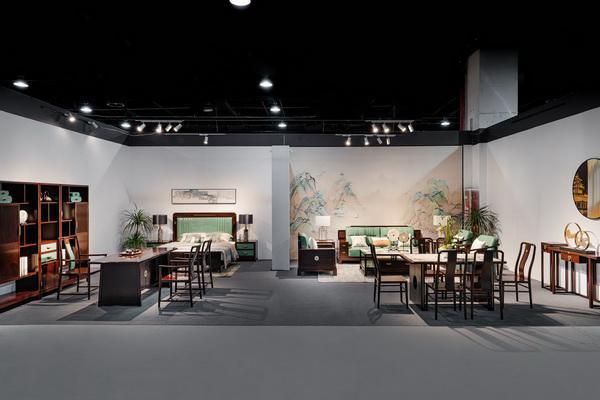 李忠信红木文化节中的全屋家具展示