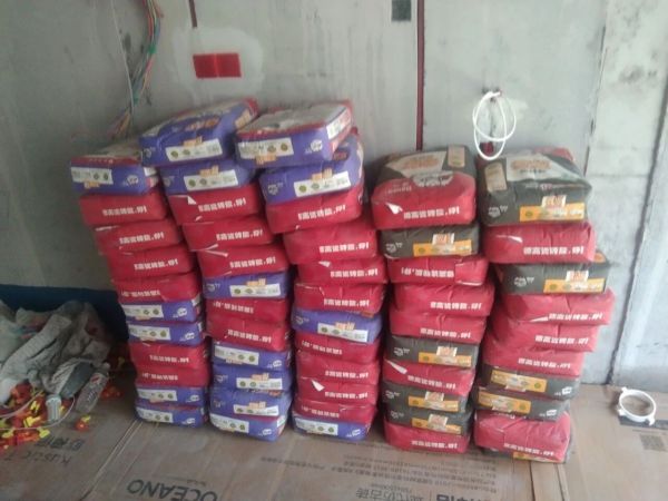 Large Board Tile Adhesive and Rock Tile Adhesive