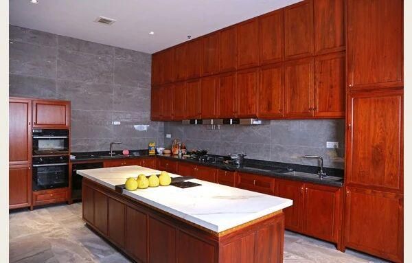 Li Zhongxin Redwood Brand Image