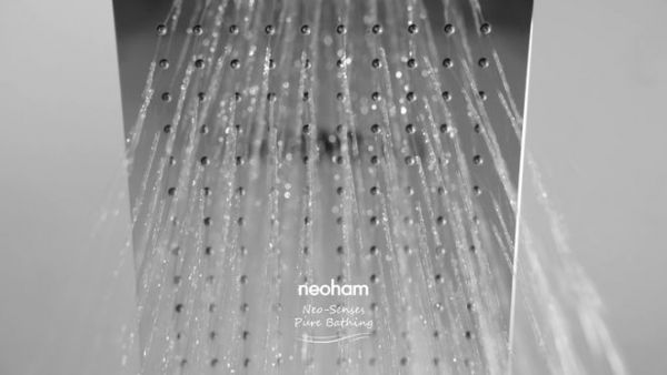 Newham Fall Rainer Shower Series