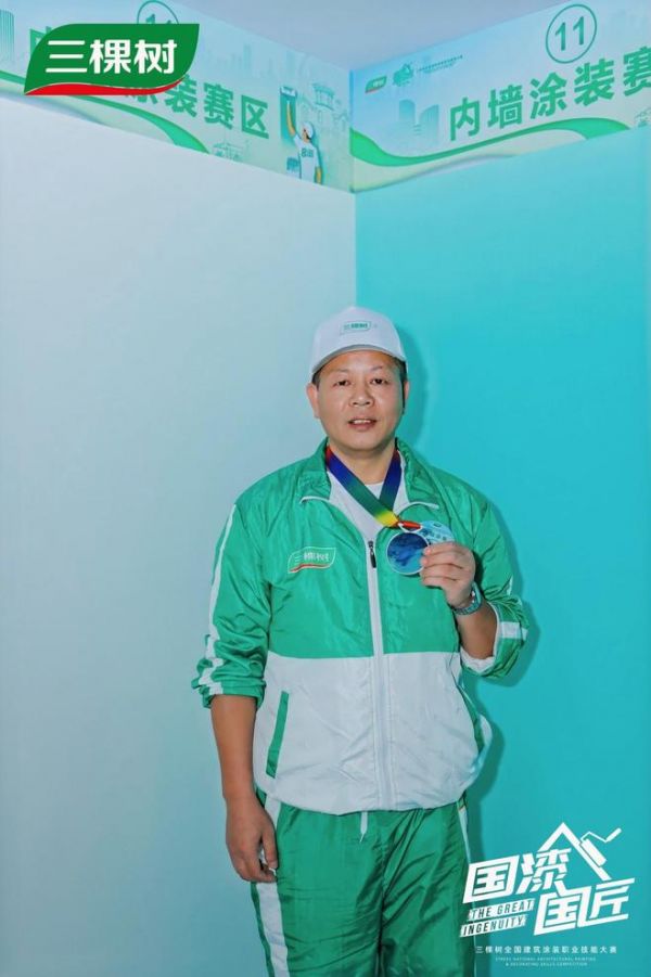 刘火星师傅工作照片