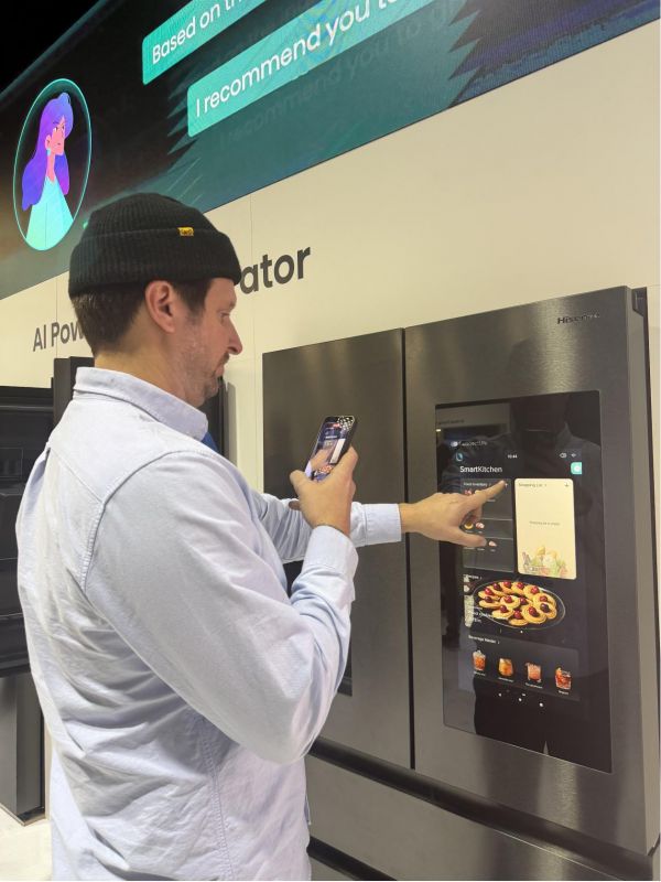 Hisense Refrigerator with AI Cooking Solution