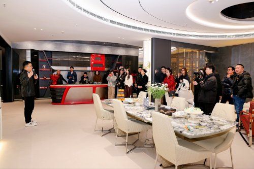 Aibetter成都展厅内部设计