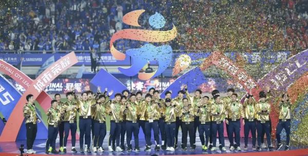 兔宝宝 (Tù Bǎo Bǎo) Sports Engagement