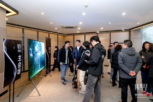 海信电视与摄影师合作作品