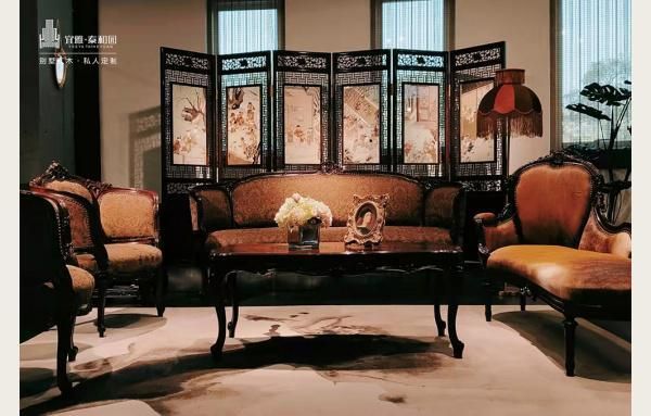 Gusen Redwood Furniture