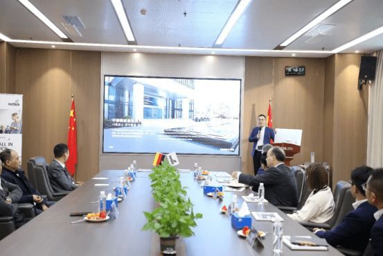 海蒂诗市场部经理介绍