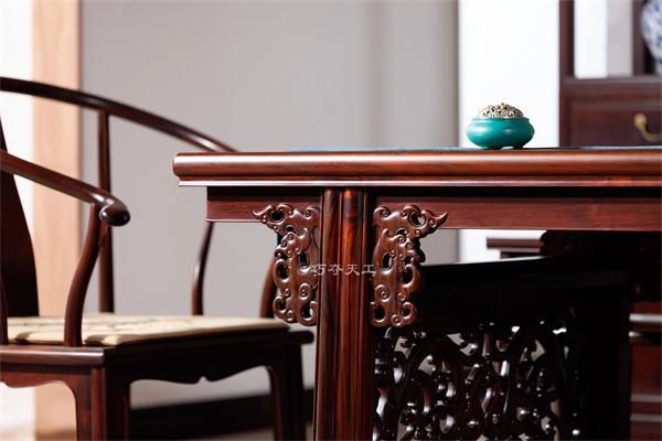 Round Package Round Tea Table