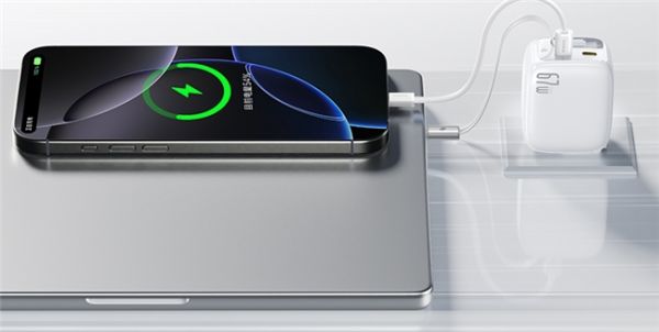 灵动充伸缩线充电器