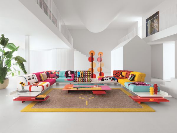 Lounge El Deseo Pedro Almodóvar sofa