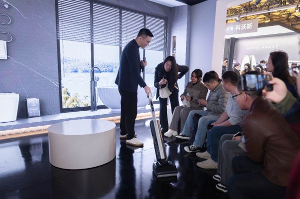 AWE 2026 添可芙万Station View智能洗地机