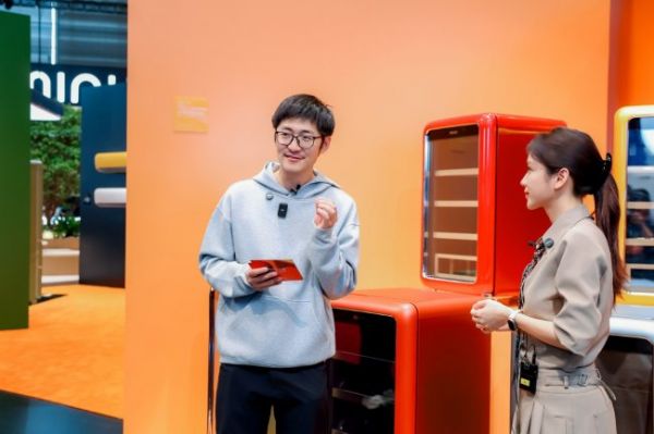 小吉AWE展会现场照片