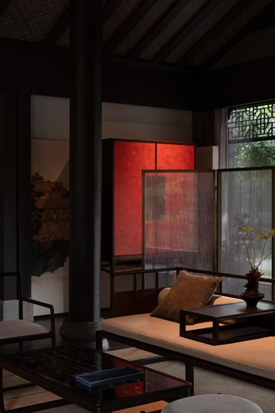 三峰专色光智能家居