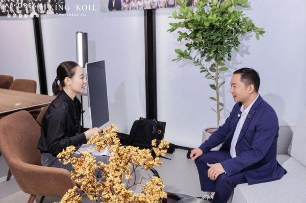 金可儿中国渠道总经理朱波接受行业媒体访问