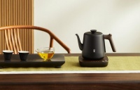 鸣盏泡茶壶：精准控温，留住茶香