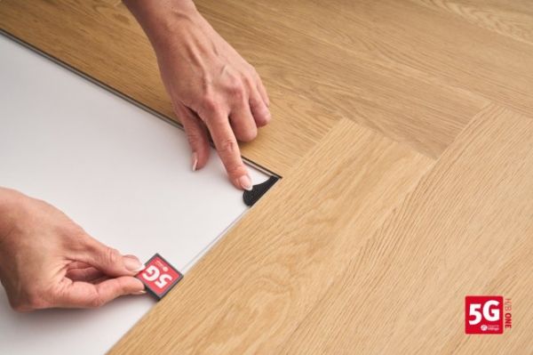 5G H/B One地板安装示意图