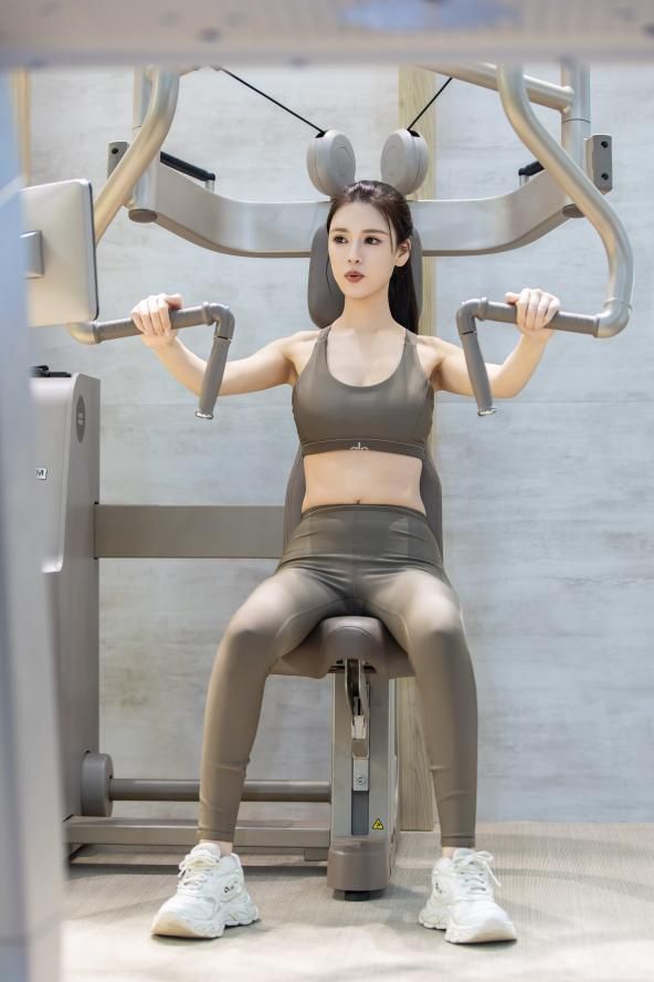 /Users/Greeny/Desktop/Technogym/Press Material/Event Release/活动新闻稿：Technogym泰诺健亮相2026设计上海，携全新Sand Stone砂岩系列开启健康奢华生活新纪元/图片资料/2026设计上海Technogym泰诺健展台（5）.jpg2026设计上海Technogym泰诺健展台（5）