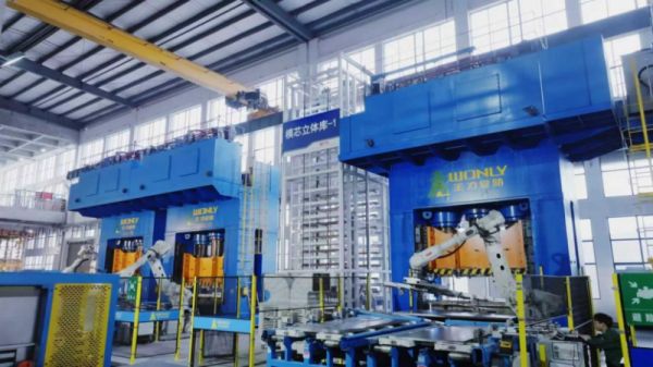 王力安防5G工厂