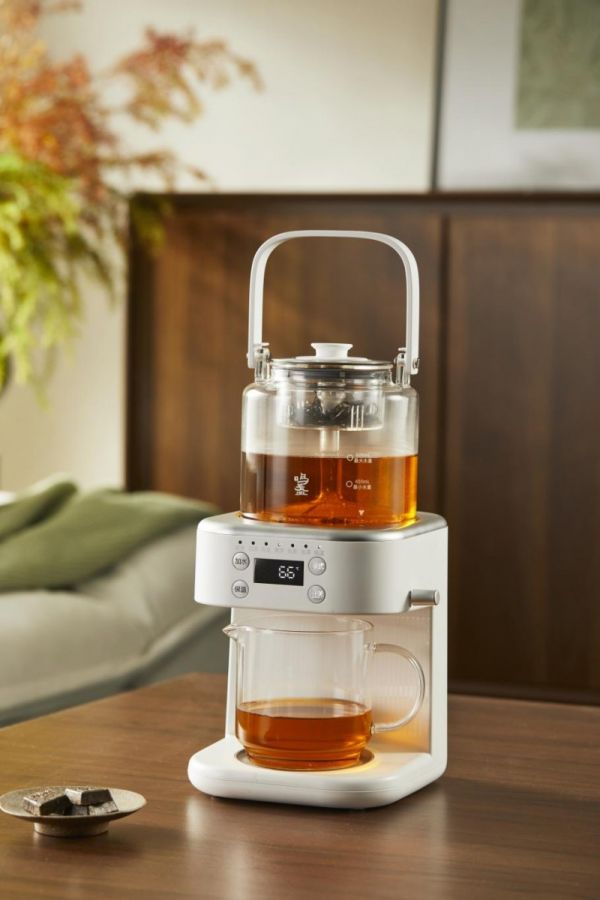 Brewing Tea Machine