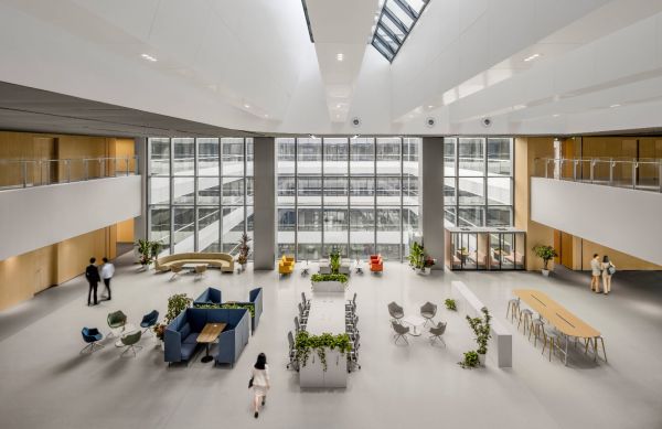 Suntech Furniture Beijing Showroom Halo 2 Soundproof Booth