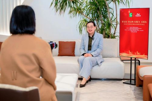 China Building Materials Distribution Association Vice President Zhang Hongyan