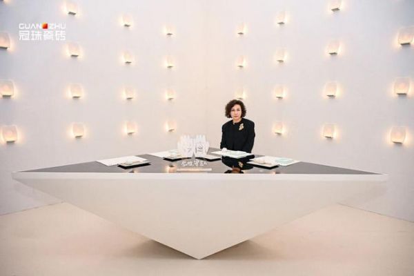 新明珠集团副总裁高颂出席活动图片