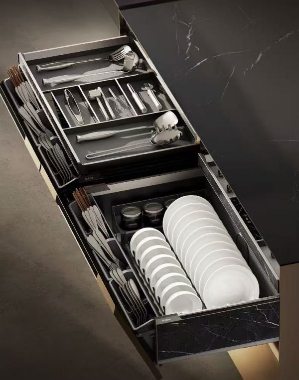 智能消杀碗碟拉篮