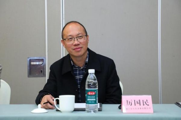 年年红金典营销总经理、金典整装运营总监厉国民