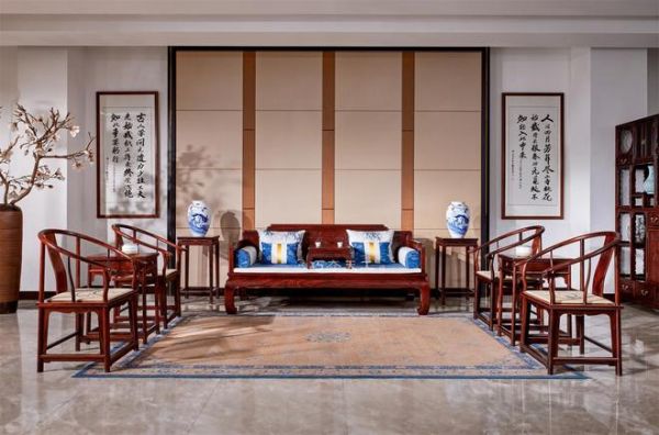 Chou Tiao Tian Gong Redwood Furniture