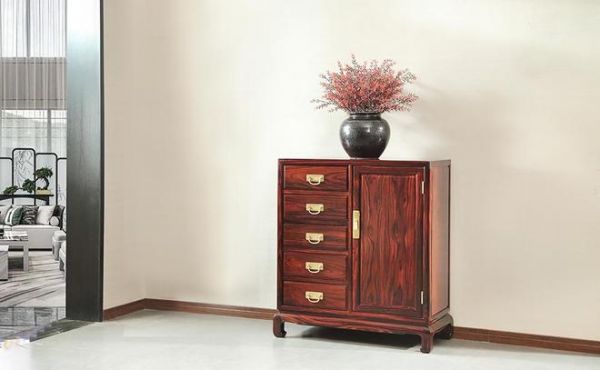 Li Zhongxin Redwood Furniture