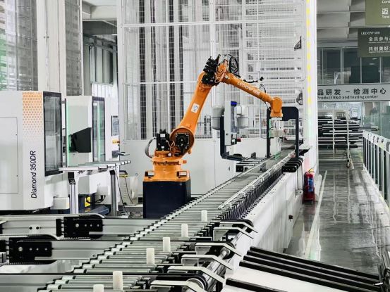 绿盾门窗智能生产线