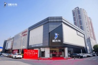 技术破局，跻身一线——啄木鸟瓷砖凭超硬防滑硬核实力领跑2026陶瓷行业