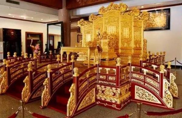 中国紫檀博物馆内景