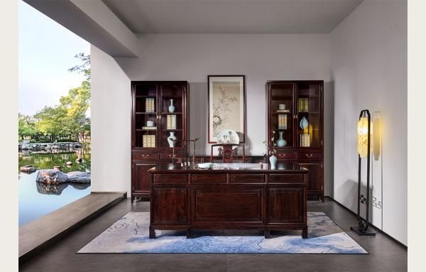 Yu Qian Tang Redwood Furniture