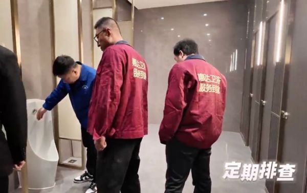 惠达服务团队在唐山河头老街进行服务