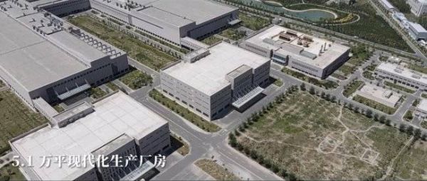 百川家具现代化厂房及员工