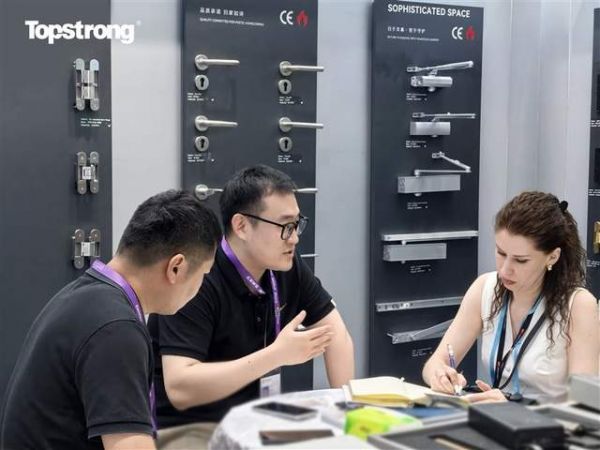 顶固五金全屋五金产品矩阵