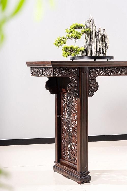 西番莲纹平头案细节