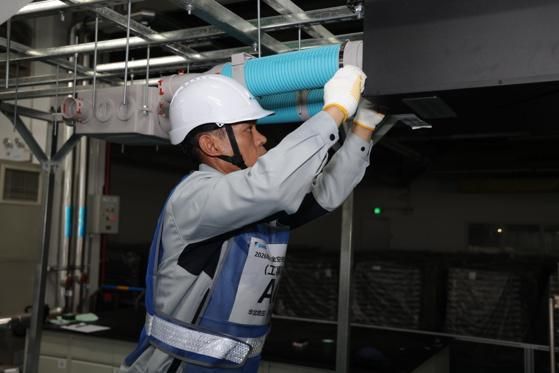 Daikin Air Conditioning System Delivery