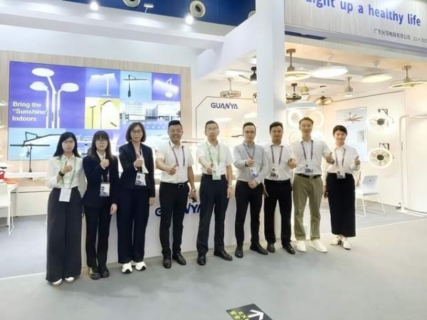 Crownya at the Canton Fair