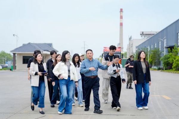 兔宝宝石膏板工厂行活动