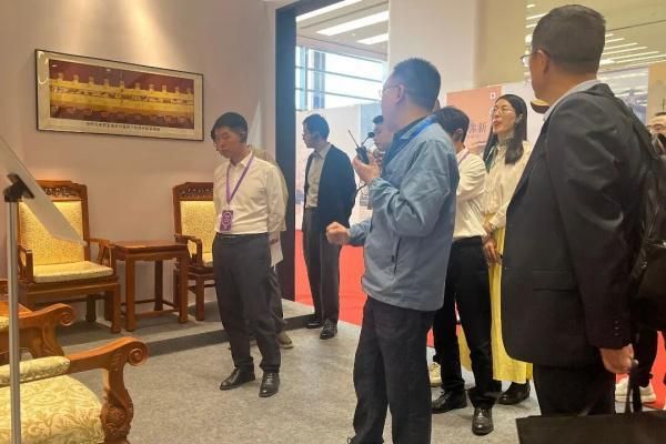 陆光正大师指导