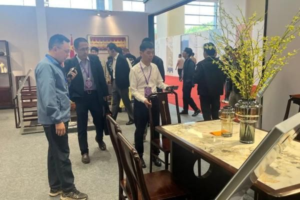 陆光正大师指导