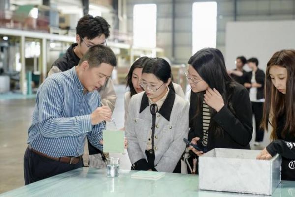 一面墙里的“黑科技”｜探秘兔宝宝石膏板如何以硬核实力守护家的“脊梁”