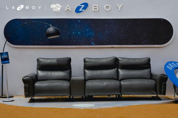 La-Z-Boy at the Business School Desert Challenge