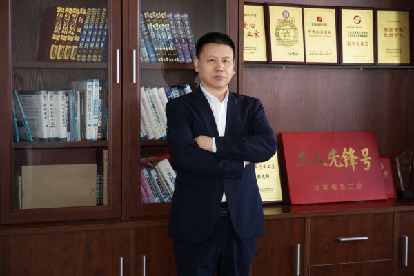 彭忠强照片