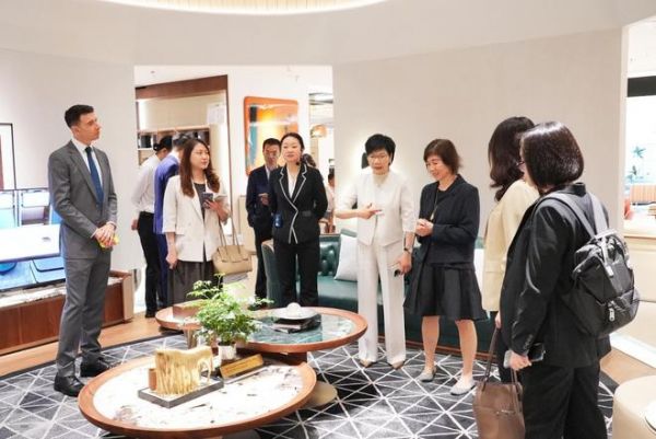 中美家居产业深化交流合作,美驻穗总领馆首站到访佛山罗浮宫