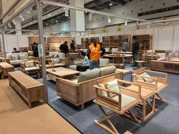 白胚家具展示