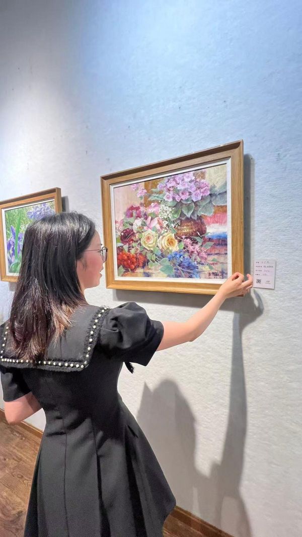 艺林画框定制装裱与画作完美契合