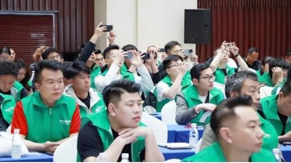 千山品牌总经理出席赋能会